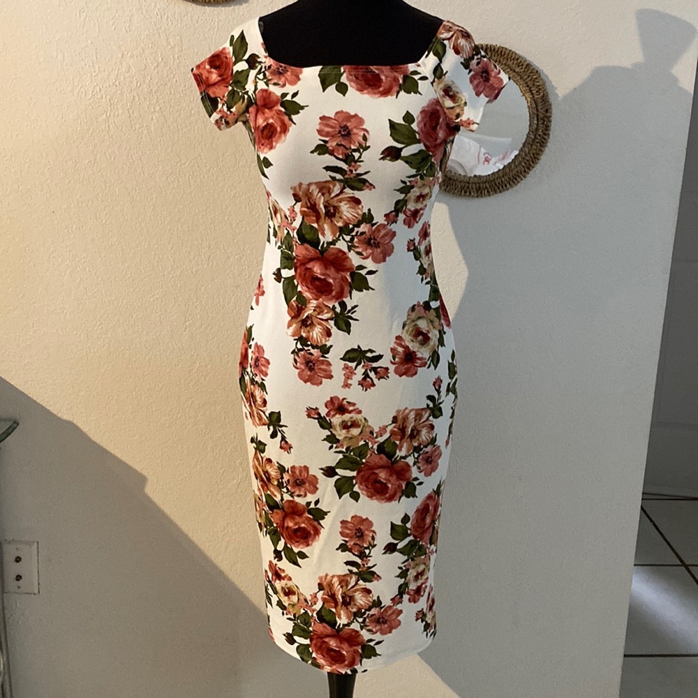 Ruby &Lace Women dress